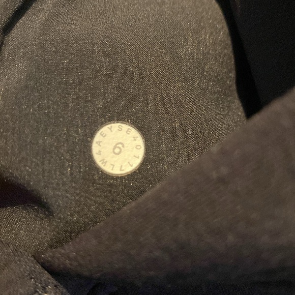 Lululemon Re-Form women Vest Black Size 6 ⭐️⭐️ - Picture 12 of 17